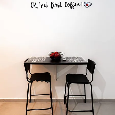 Apartment Hubstay - Klea's Downtown Larnaca