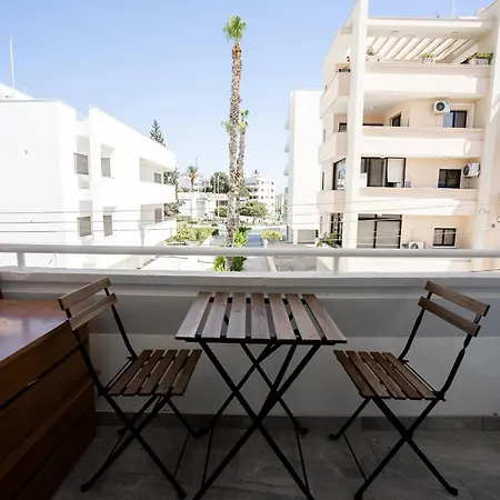 Apartment Hubstay - Klea's Downtown Larnaca
